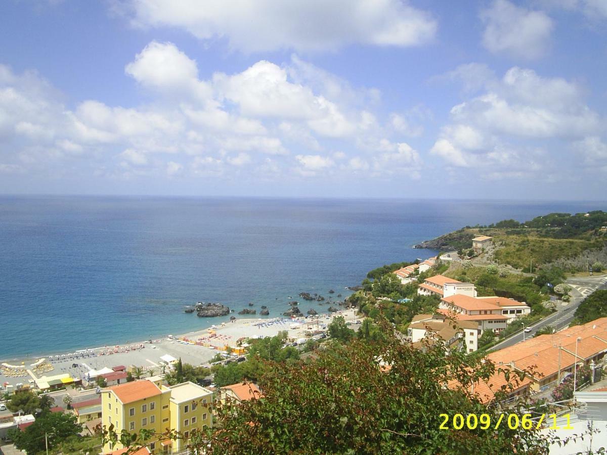 casa al mare a Scalea Apartment Exterior foto